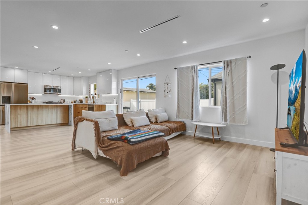 MLS #SR26136716 image #4