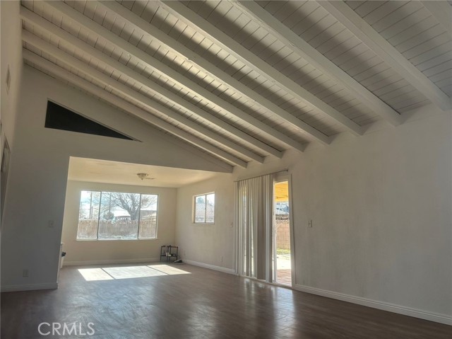 Detail Gallery Image 8 of 27 For 20249 Airway Blvd, California City,  CA 93505 - 3 Beds | 2 Baths