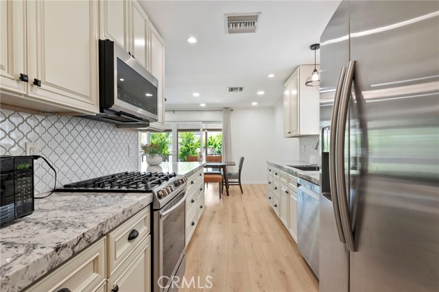 Detail Gallery Image 17 of 40 For 6636 Dannyboyar Ave, West Hills,  CA 91307 - 3 Beds | 2 Baths