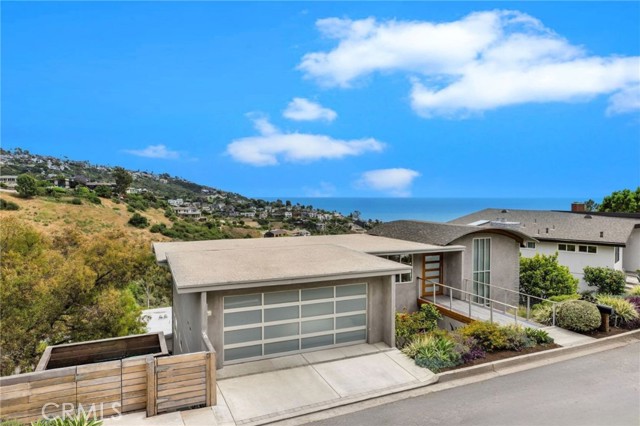 1385 Terrace Way, Laguna Beach CA: https://media.crmls.org/medias/ecf4ca6b-a529-434c-a257-95be95bc0e4c.jpg