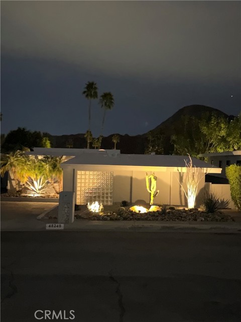 Front Image Thumbnail for CROC26034297