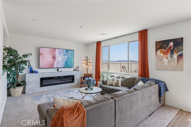 Detail Gallery Image 6 of 69 For 27214 Felsic Dr, Menifee,  CA 92585 - 5 Beds | 2/1 Baths