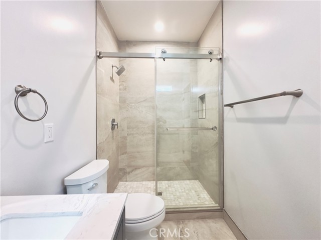 17522 Lemay Street, Lake Balboa CA: https://media.crmls.org/medias/ecf5d340-3b2d-47bd-9902-1c06c4f1897b.jpg
