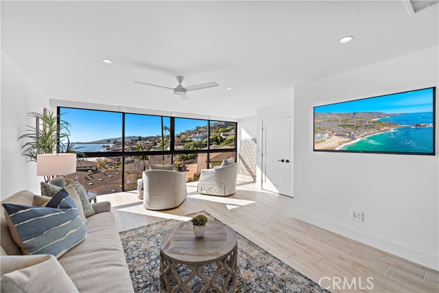 Detail Gallery Image 24 of 41 For 51 Blue Lagoon, Laguna Beach,  CA 92651 - 3 Beds | 3 Baths