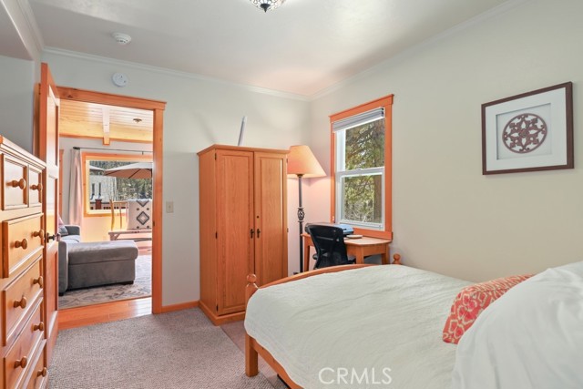 Detail Gallery Image 19 of 49 For 39061 Bayview Ln, Big Bear Lake,  CA 92315 - 2 Beds | 2 Baths