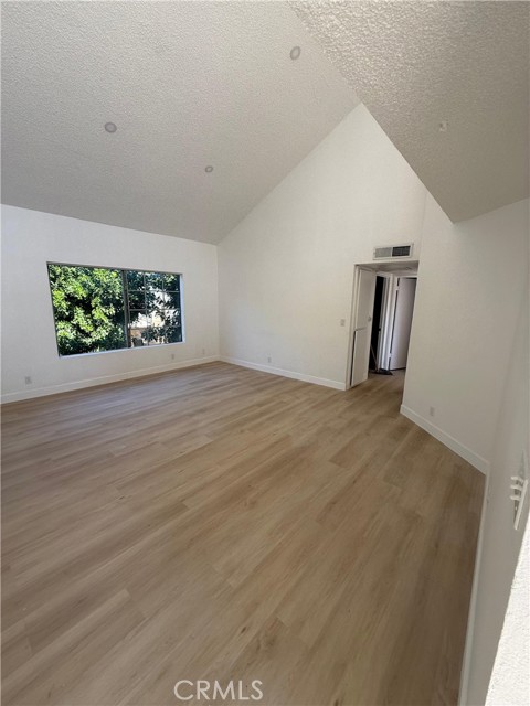 Detail Gallery Image 17 of 31 For 15004 Nordhoff #203,  North Hills,  CA 91343 - 2 Beds | 2 Baths
