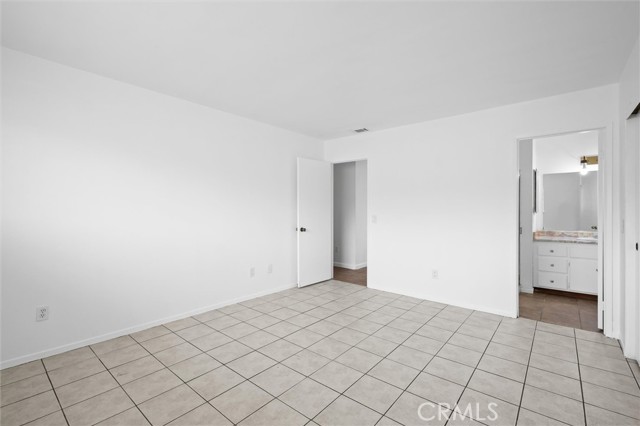 Detail Gallery Image 19 of 22 For 655 Walnut, Lake Elsinore,  CA 92530 - 2 Beds | 2 Baths