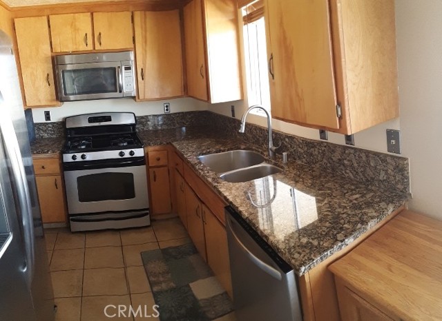 61391 Alta Vista Drive, Joshua Tree CA: https://media.crmls.org/medias/ecf6b903-98d6-42cb-9755-ceec5191d61a.jpg