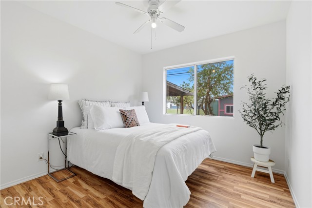 665 Hennipen, Pomona CA: https://media.crmls.org/medias/ecf6c238-ed6a-4b54-8748-47c04017b591.jpg