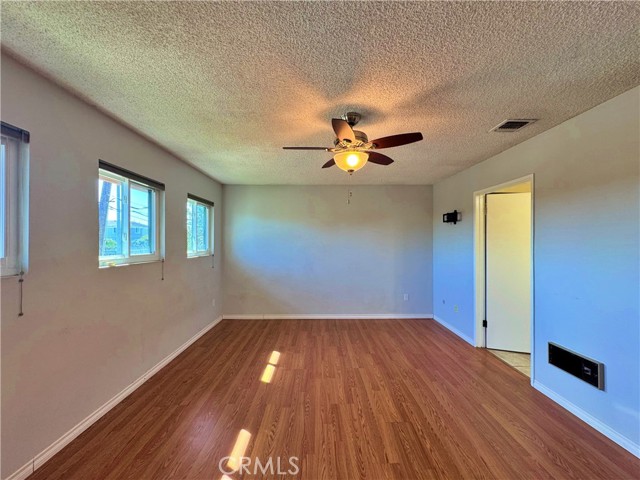 Detail Gallery Image 33 of 50 For 4177 Manhattan Beach Blvd., Lawndale,  CA 90260 - 3 Beds | 3 Baths