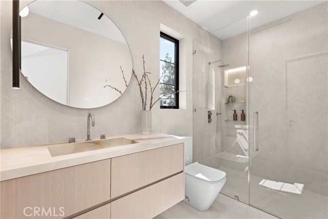 4205 Agnes Avenue, Studio City CA: https://media.crmls.org/medias/ecf80b62-f9b3-4c6a-a30e-d8b24c4bab16.jpg
