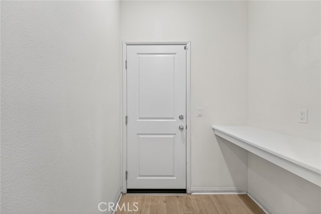 Detail Gallery Image 11 of 55 For 8405 N Fusion, Northridge,  CA 91325 - 4 Beds | 4 Baths