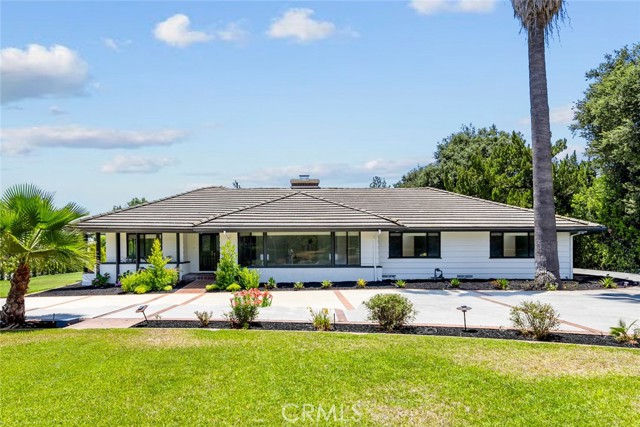 6 Woodland Lane, Arcadia CA: https://media.crmls.org/medias/ecf89acc-6867-42a1-98e0-92c74aec3f91.jpg