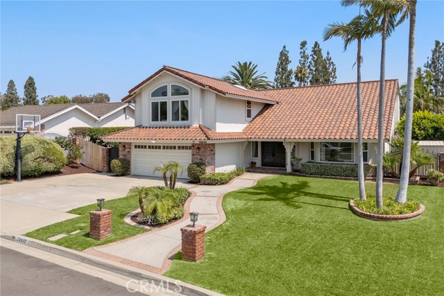 20640 Via Breve, Yorba Linda CA: https://media.crmls.org/medias/ecf8c8fd-a117-469c-8d80-011f3546b097.jpg