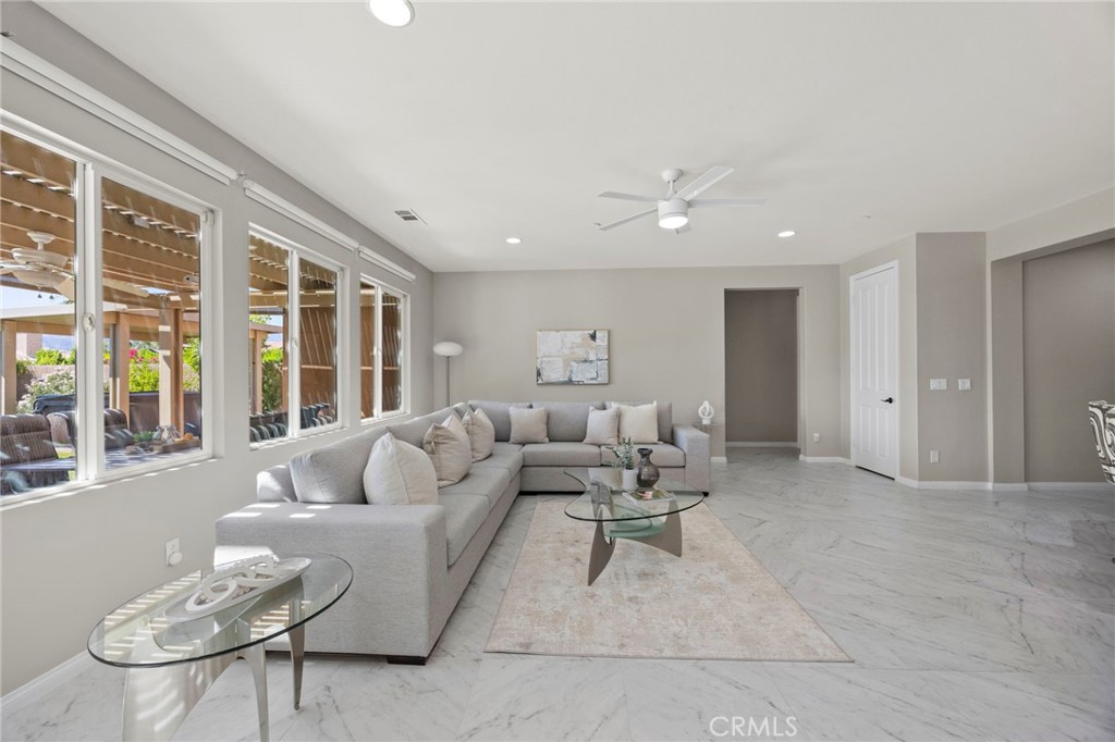 MLS #OC25226255 image #8