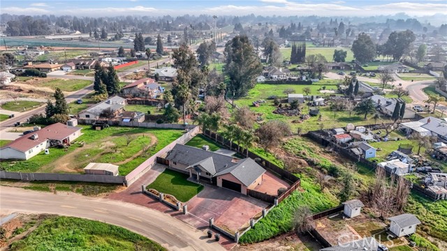 Detail Gallery Image 34 of 39 For 25802 El Monte, Madera,  CA 93638 - 4 Beds | 2 Baths