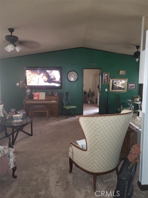 17640 Corkill Road, Desert Hot Springs CA: https://media.crmls.org/medias/ecf9d63e-7320-4c33-a533-f8a26d8ae60a.jpg