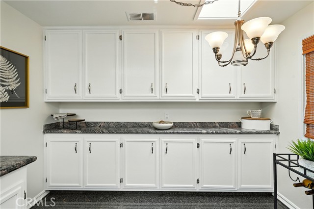 Detail Gallery Image 13 of 33 For 5300 E Appian Way, Long Beach,  CA 90803 - 3 Beds | 2 Baths