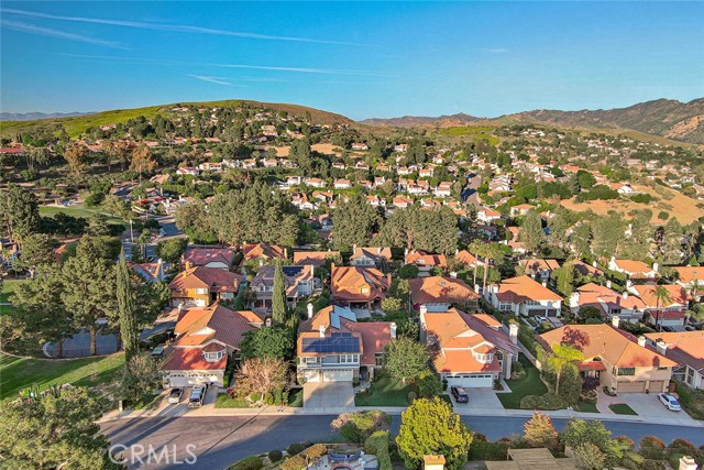 3220 Versaille Court, Thousand Oaks CA: https://media.crmls.org/medias/ecfa4925-c342-4ab9-a2b2-417583262445.jpg