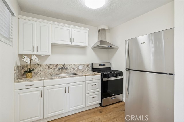 Detail Gallery Image 6 of 16 For 525 525 Catalina #F,  Laguna Beach,  CA 92651 - 1 Beds | 1 Baths