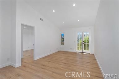 https://media.crmls.org/medias/ecfb65ad-f739-4f29-b3e4-eaebc0ba91fb.jpg?preset=X-Large