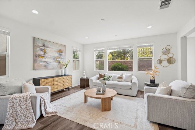16119 Almond Avenue, Chino CA: https://media.crmls.org/medias/ecfb6afb-6e76-4ca8-ae10-48d57ff70369.jpg