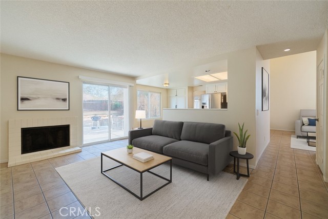 Detail Gallery Image 12 of 21 For 16736 Secretariat Drive, Moreno Valley,  CA 92551 - 4 Beds | 2/1 Baths