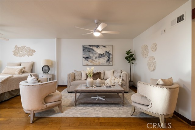 Detail Gallery Image 13 of 30 For 3 White Water Dr, Corona Del Mar,  CA 92625 - 3 Beds | 3/1 Baths