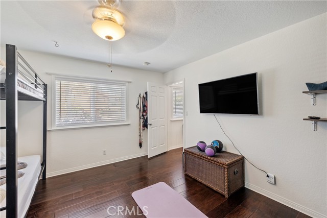 Detail Gallery Image 34 of 42 For 2117 Rockefeller Ln #1,  Redondo Beach,  CA 90278 - 4 Beds | 2/1 Baths