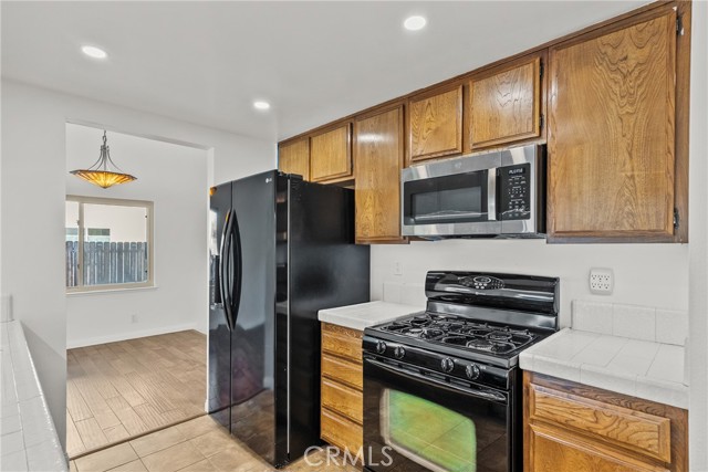 Detail Gallery Image 28 of 48 For 4847 Talmadge, Moorpark,  CA 93021 - 3 Beds | 2 Baths