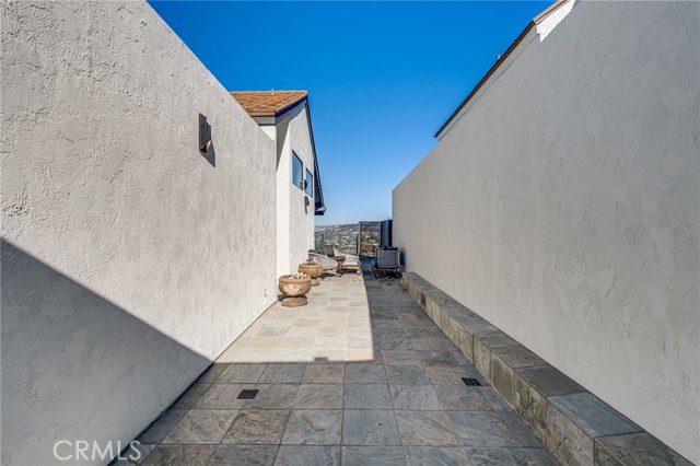 Detail Gallery Image 29 of 29 For 7655 Caminito Avola, La Jolla,  CA 92037 - 4 Beds | 2/1 Baths
