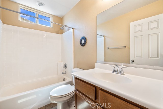 Image 32 of 47 For 82746 Mount Riley Drive