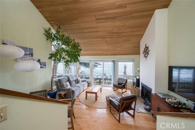 Detail Gallery Image 4 of 31 For 5249 Nottingham Dr, Cambria,  CA 93428 - 2 Beds | 2 Baths