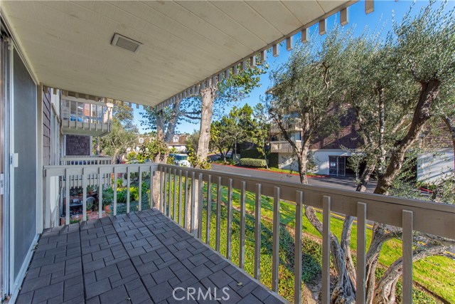 6542 Ocean Crest Drive, Rancho Palos Verdes, California 90275, 2 Bedrooms Bedrooms, ,2 BathroomsBathrooms,Residential,Sold,Ocean Crest,SB17001754