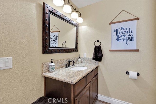 12958 Ranchero Road, Oak Hills CA: https://media.crmls.org/medias/ecff70d9-b19e-41ab-9076-374f0084a1e2.jpg