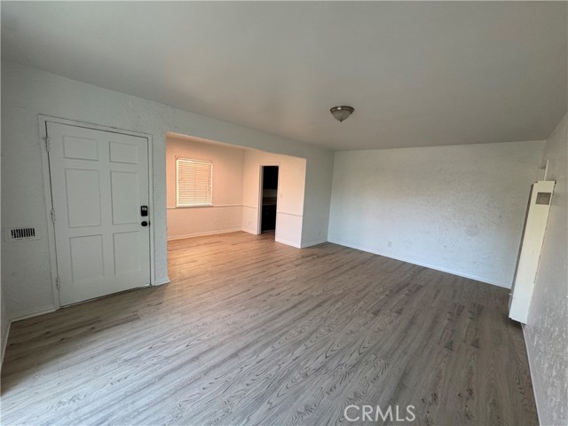 Detail Gallery Image 9 of 39 For 2916 Halldale, Los Angeles,  CA 90018 - 3 Beds | 2 Baths