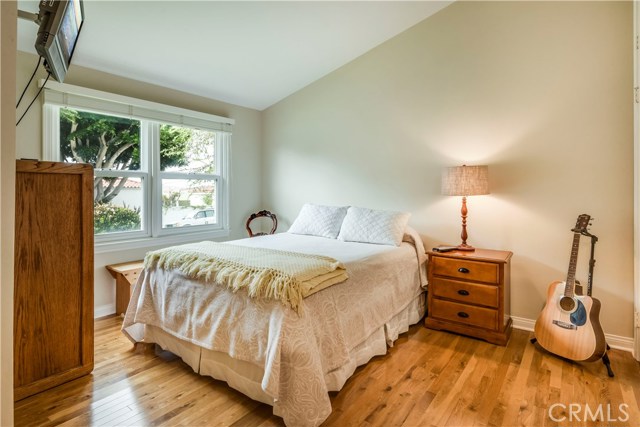 Main level bedroom w/ private bath