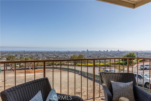 Detail Gallery Image 40 of 44 For 2240 Stanley Ave #9,  Signal Hill,  CA 90755 - 2 Beds | 2 Baths