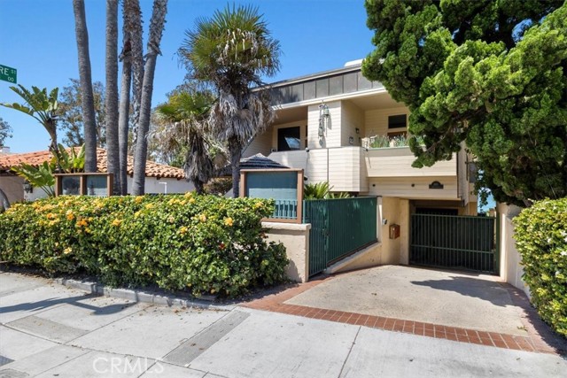 601 Esplanade, Redondo Beach, California 90277, 3 Bedrooms Bedrooms, ,3 BathroomsBathrooms,Residential,For Sale,Esplanade,SB25028619