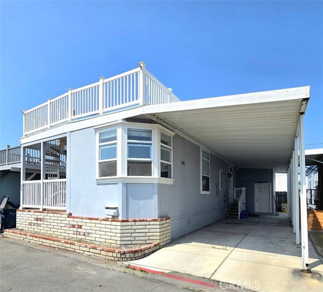 21752 Pacific coast hwy., Huntington Beach CA: https://media.crmls.org/medias/ed033d6a-17de-4c55-a927-07fe9e341bf5.jpg