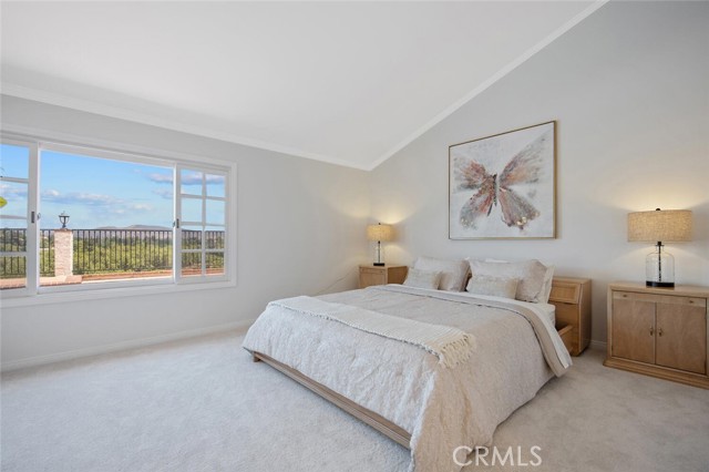 2039 Channelford Road, Westlake Village CA: https://media.crmls.org/medias/ed03bf70-b11f-4971-accb-9ce3c2905c10.jpg