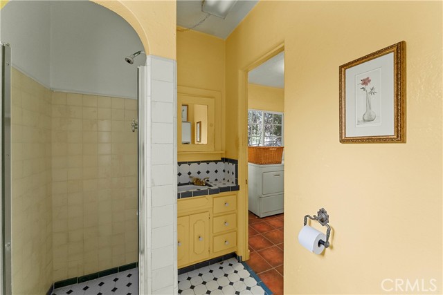 Detail Gallery Image 27 of 51 For 2190 Pacific Ave, Costa Mesa,  CA 92627 - 2 Beds | 2 Baths