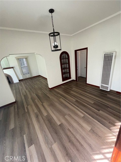 Detail Gallery Image 3 of 10 For 643 Manchester, Inglewood,  CA 90301 - 2 Beds | 1 Baths