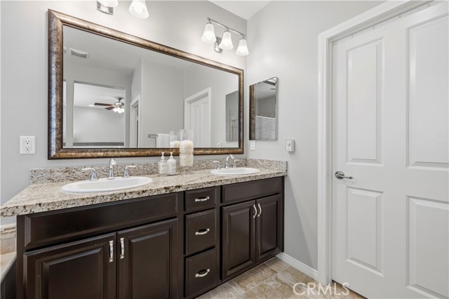 Detail Gallery Image 18 of 46 For 29105 N West Hills, Valencia,  CA 91354 - 4 Beds | 3/1 Baths