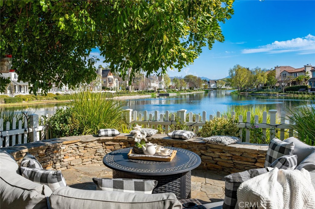 27038 Edgewater Lane