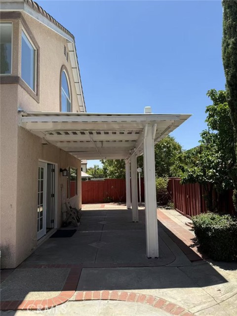14041 Catalina Court, Fontana CA: https://media.crmls.org/medias/ed05cc2d-365f-4bbe-8f3a-067a2dd236a3.jpg