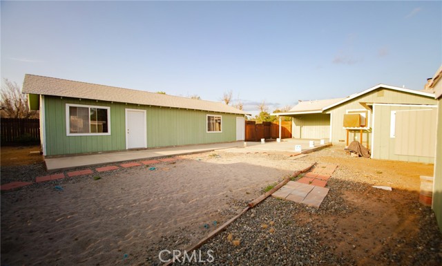 Detail Gallery Image 3 of 25 For 2865 Robin Ln, Clearlake,  CA 95422 - 3 Beds | 2 Baths