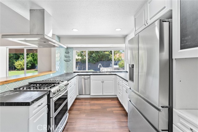 201 W Harvey Avenue, Santa Ana CA: https://media.crmls.org/medias/ed066f53-7e43-4c27-b5b0-32dc7e4d7b11.jpg