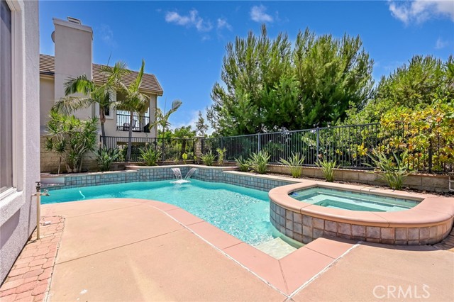17265 BLUE SPRUCE Lane, Yorba Linda CA: https://media.crmls.org/medias/ed066f81-f96e-45ed-bbad-9d6b985d8336.jpg