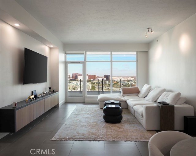 Detail Gallery Image 2 of 29 For 3131 Michelson #1607,  Irvine,  CA 92612 - 2 Beds | 2 Baths